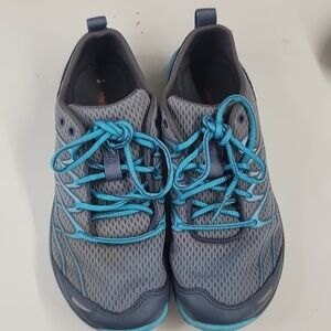 Merrell women's Size 7.5 sleet scuba blue EUC performance shoe